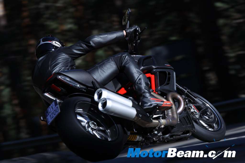 Ducati_Diavel_Carbon_Rear Ducati_Diavel_Carbon_Rear