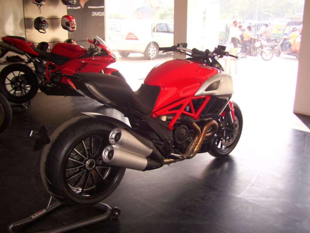 Ducati_Diavel_Rear Ducati_Diavel_Rear