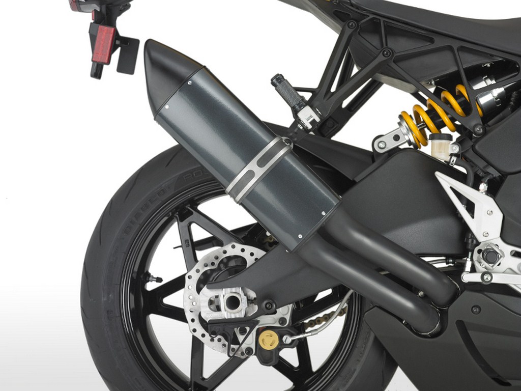 EBR 1190 RX Black Exhaust