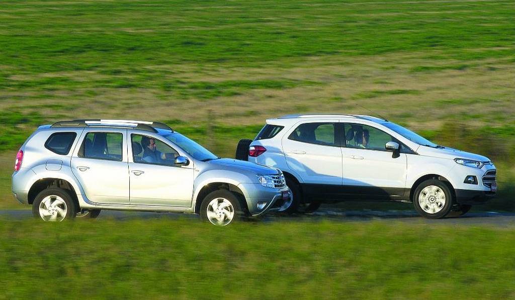 EcoSport vs Duster side