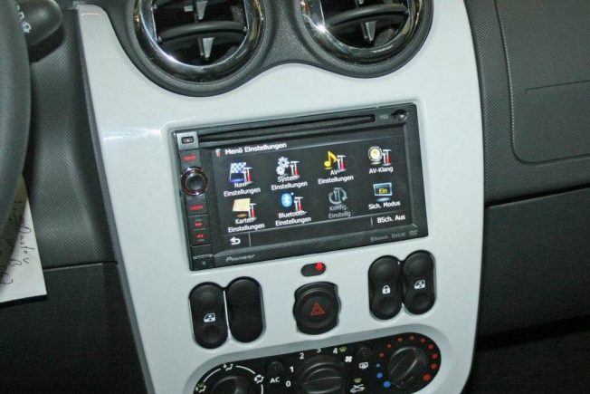 Dacia Duster Elia interior