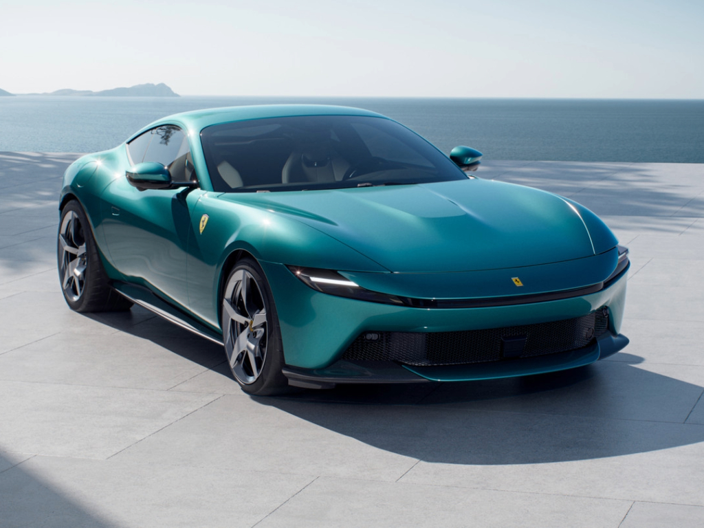 Ferrari Amalfi front