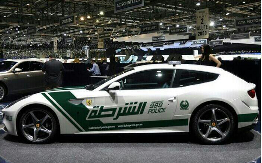 Ferrari FF-Police