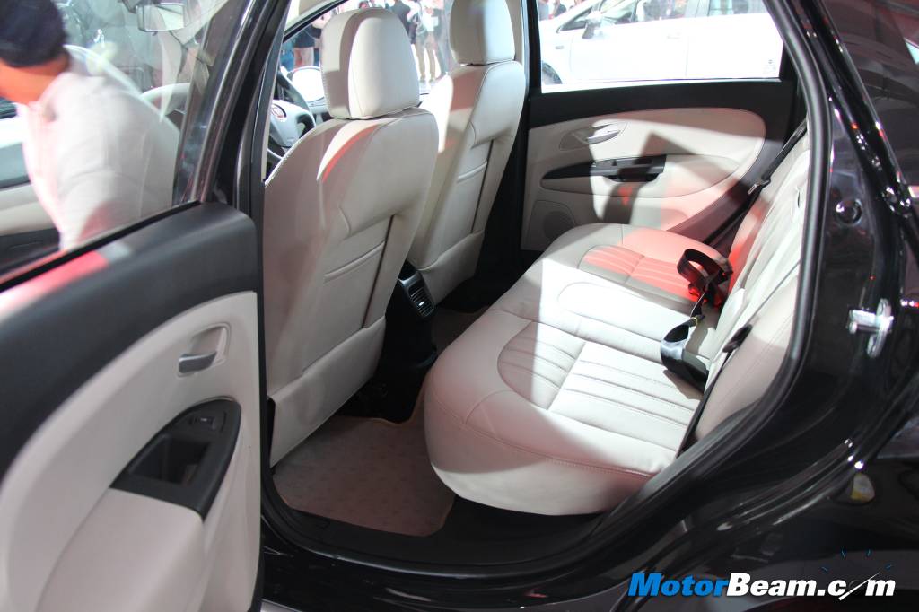 Fiat Linea Facelift Legroom