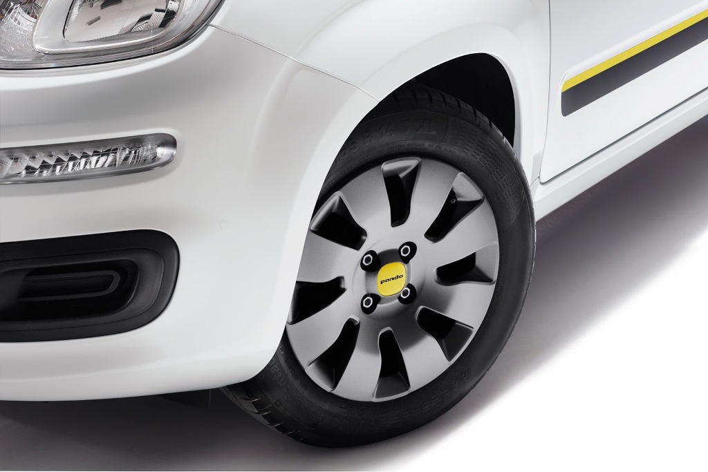 Fiat Panda Young Fluorescent Hubcap