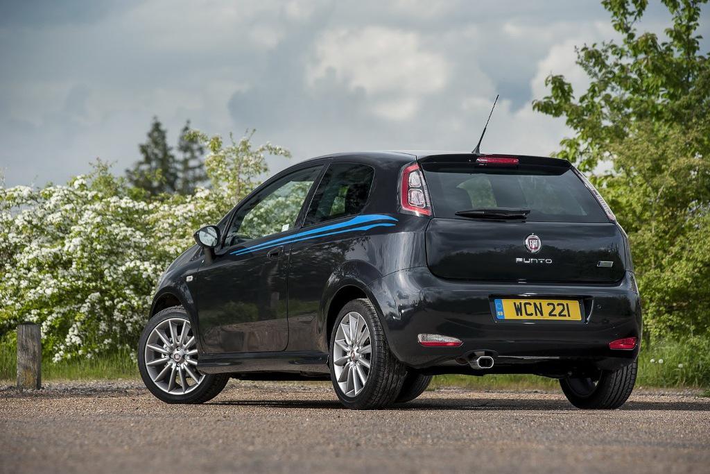 Fiat-Punto-Jet-Black-2-Rear