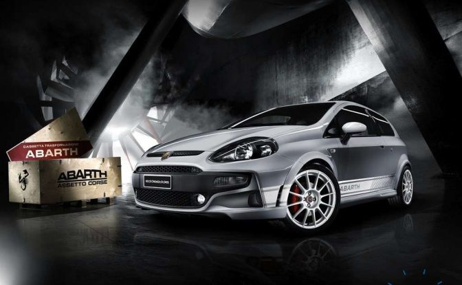 Fiat-Punto_Evo_Abarth_esseesse