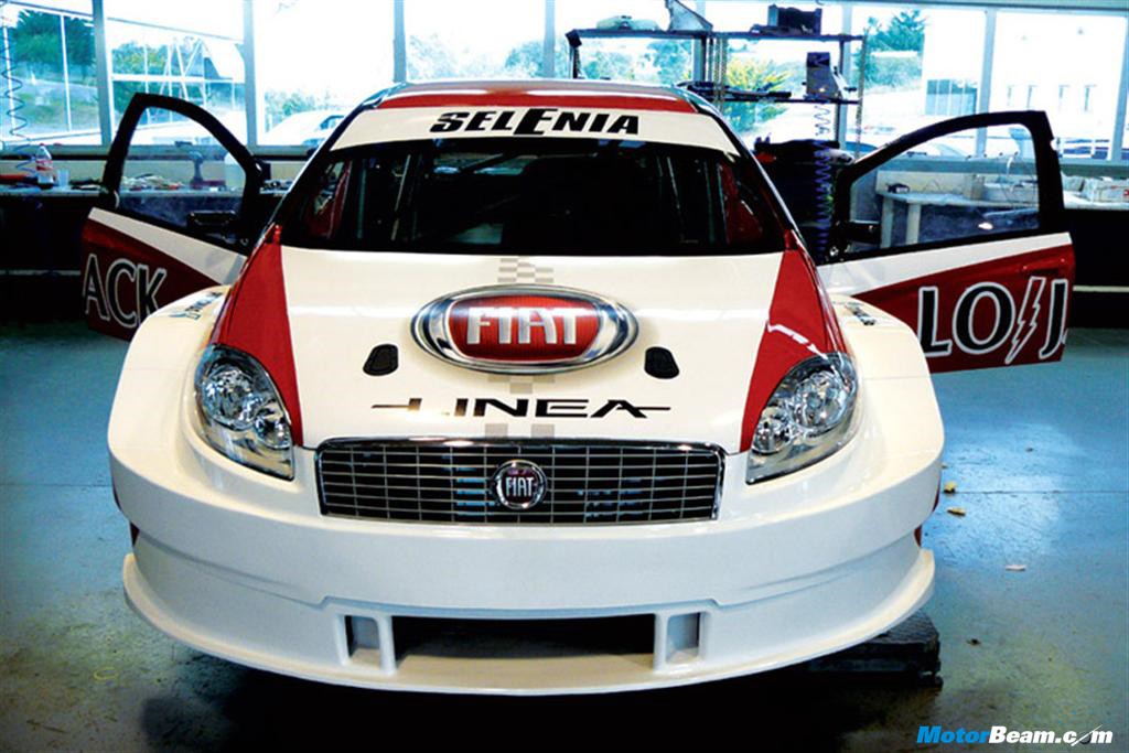 Fiat_Linea_Race_Car_Front Fiat_Linea_Race_Car_Front