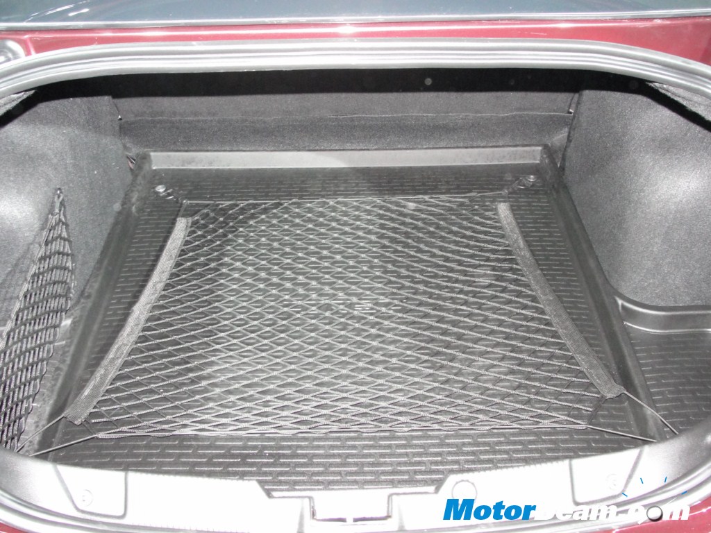 Fiat_Linea_T-Jet_Boot