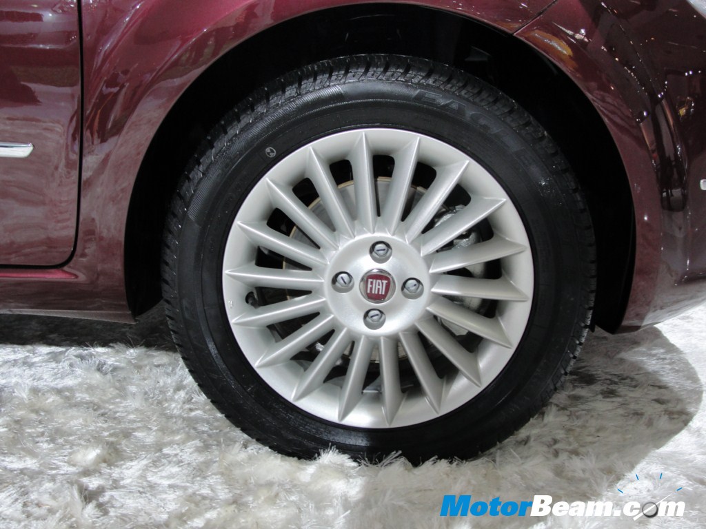 Fiat_Linea_T-Jet_Wheels
