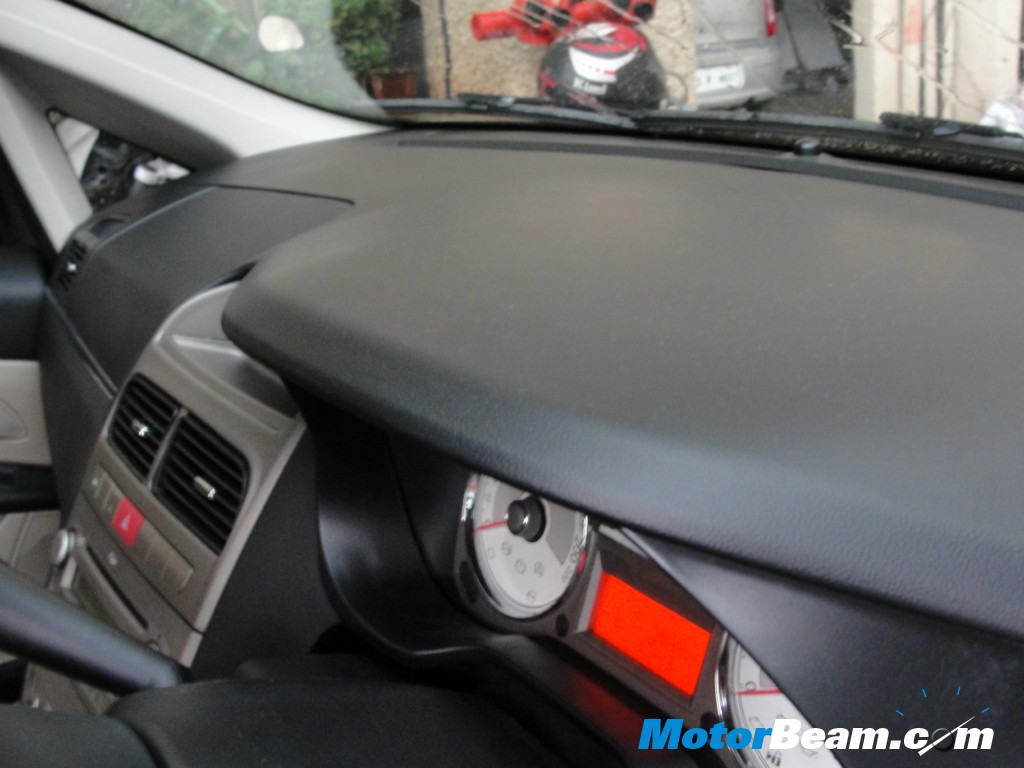 Fiat_Linea_Tjet_Dash_Quality