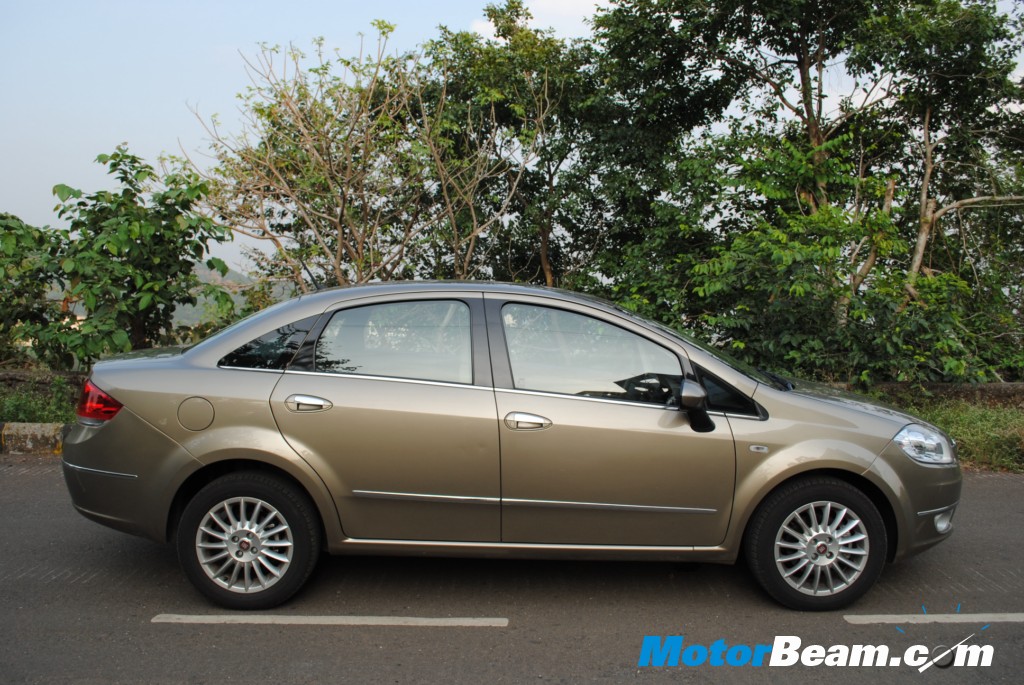 Fiat_Linea_Tjet_Side_Profile Fiat Linea Tjet - Exteriors (Side)