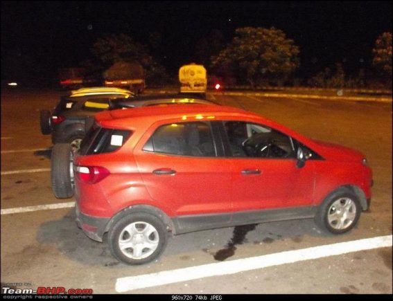 Ford EcoSport testing side