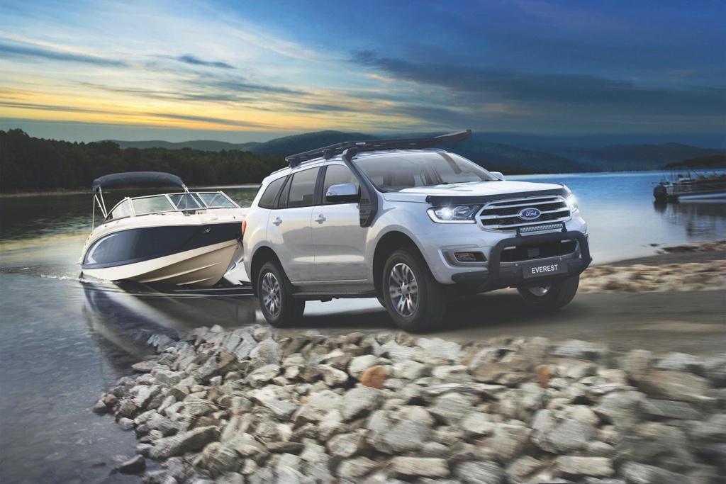Ford Endeavour BaseCamp Accessories