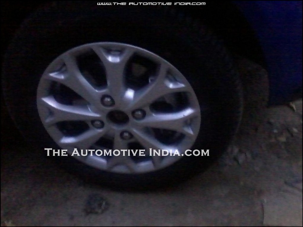 Ford Figo Spied AlloyWheels