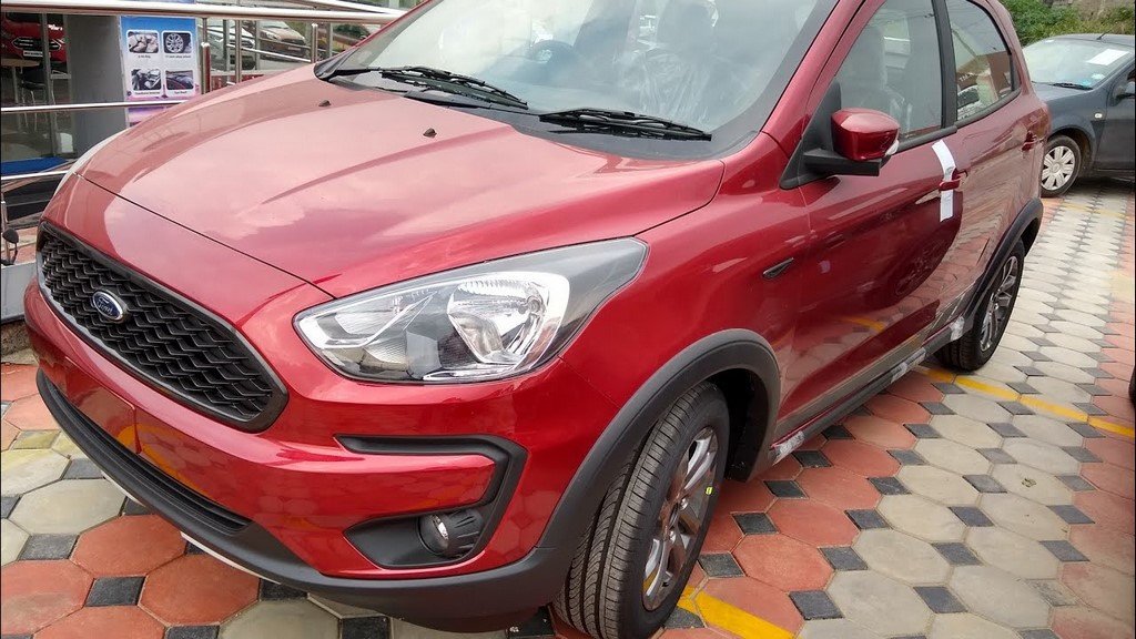 Ford Freestyle Ruby Red