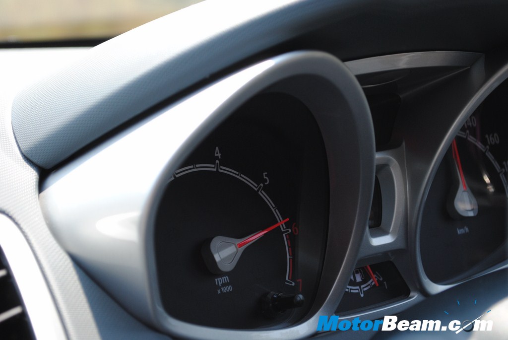 Ford_Fiesta_Automatic_Review (209)