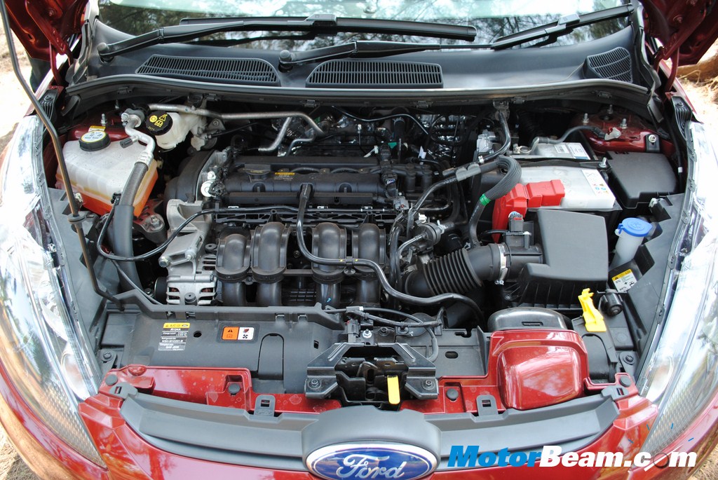 Ford_Fiesta_Automatic_Review (33) Engine