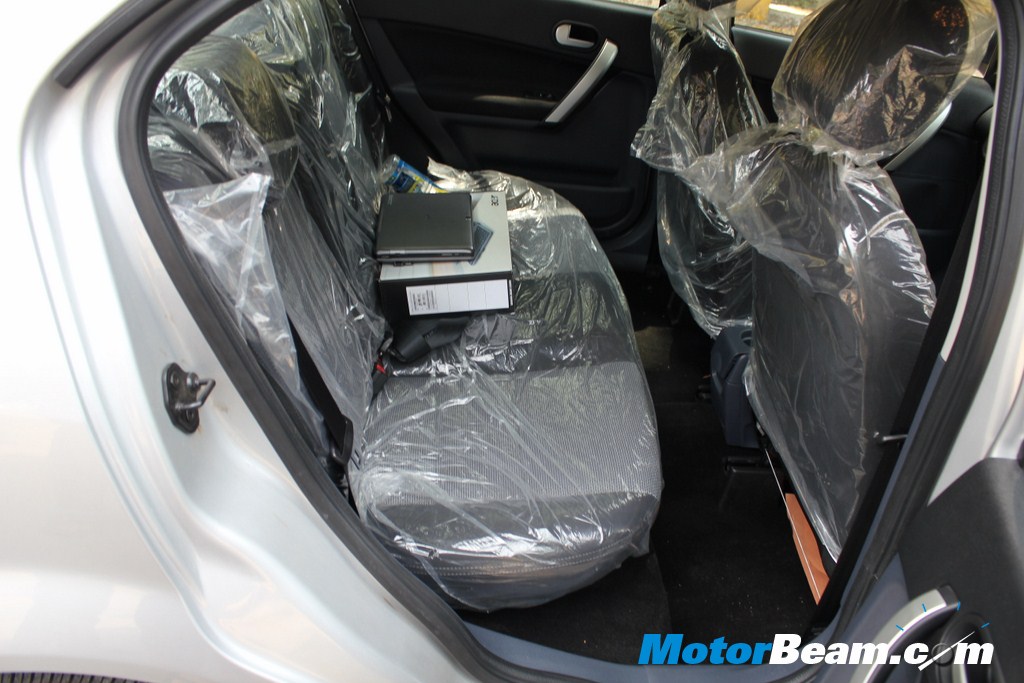Ford_Fiesta_Classic_Review (12) Rear Seats