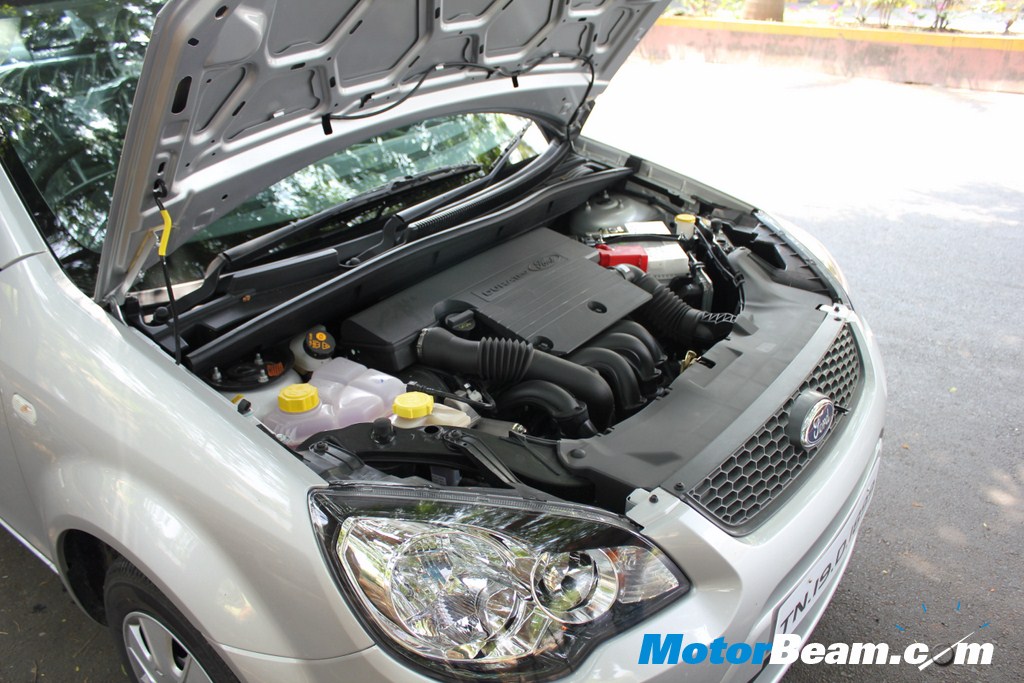 Ford_Fiesta_Classic_Review (173) 1.6 Duratec Engine
