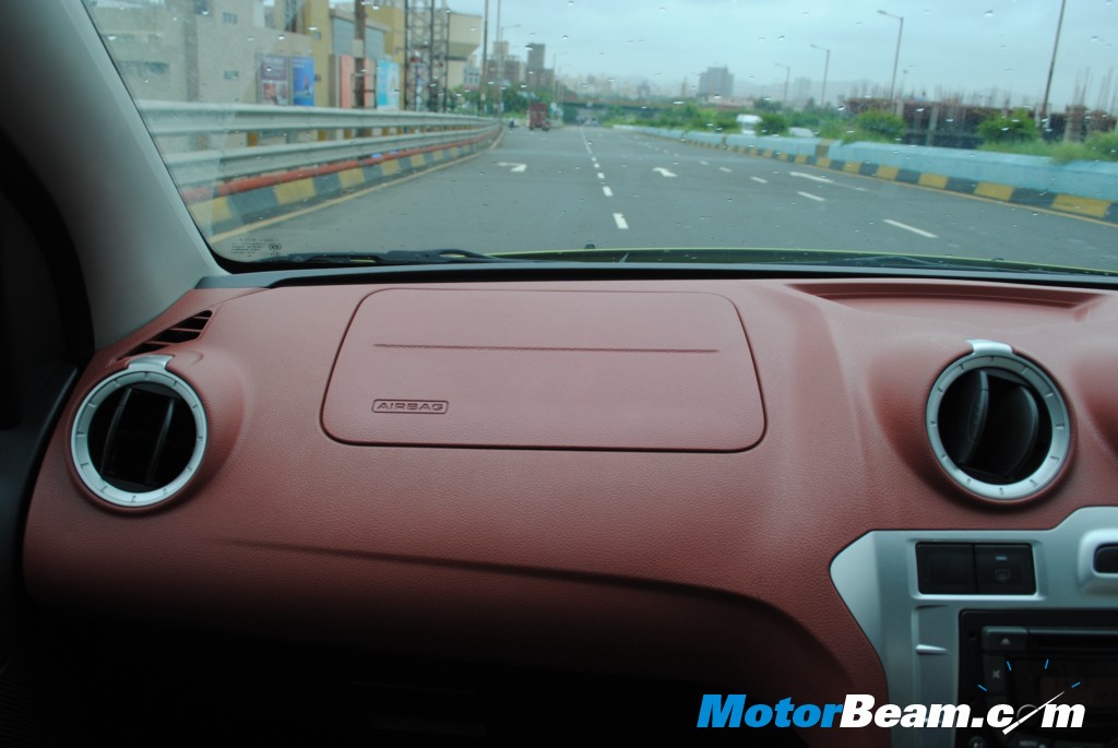 Ford_Figo_Airbags