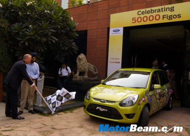 Ford_Figo_Flag_Off