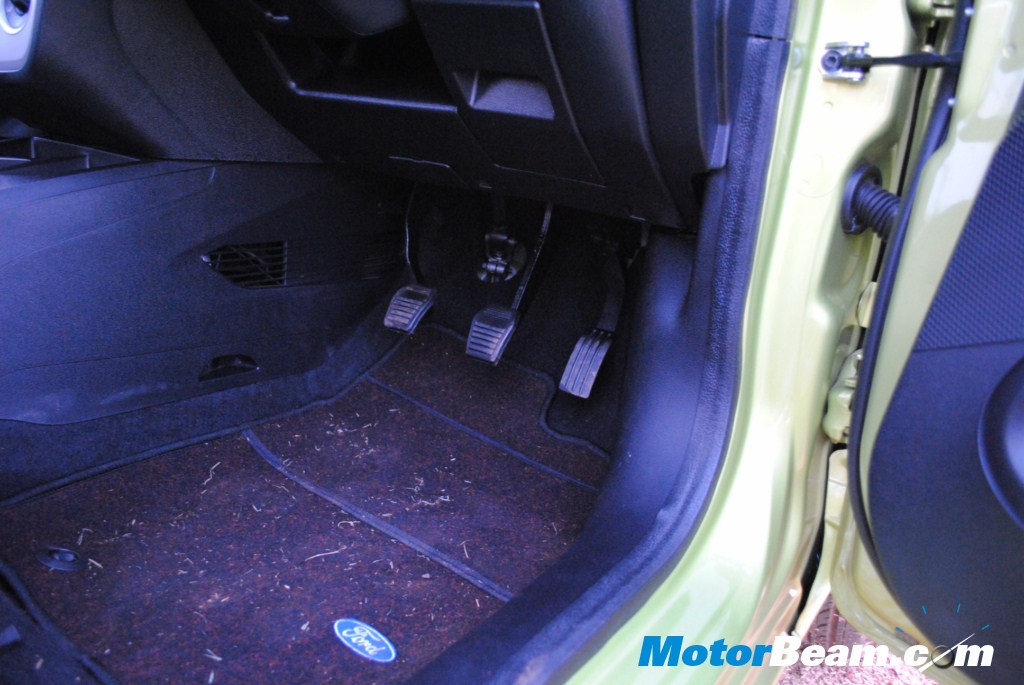 Ford_Figo_Foot_Well