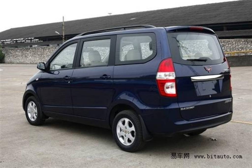 GM Wulling MPV GM Wulling MPV