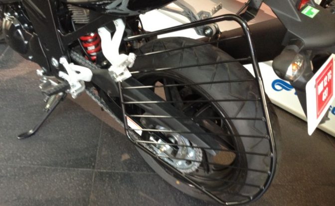 GT650 Saree Guard