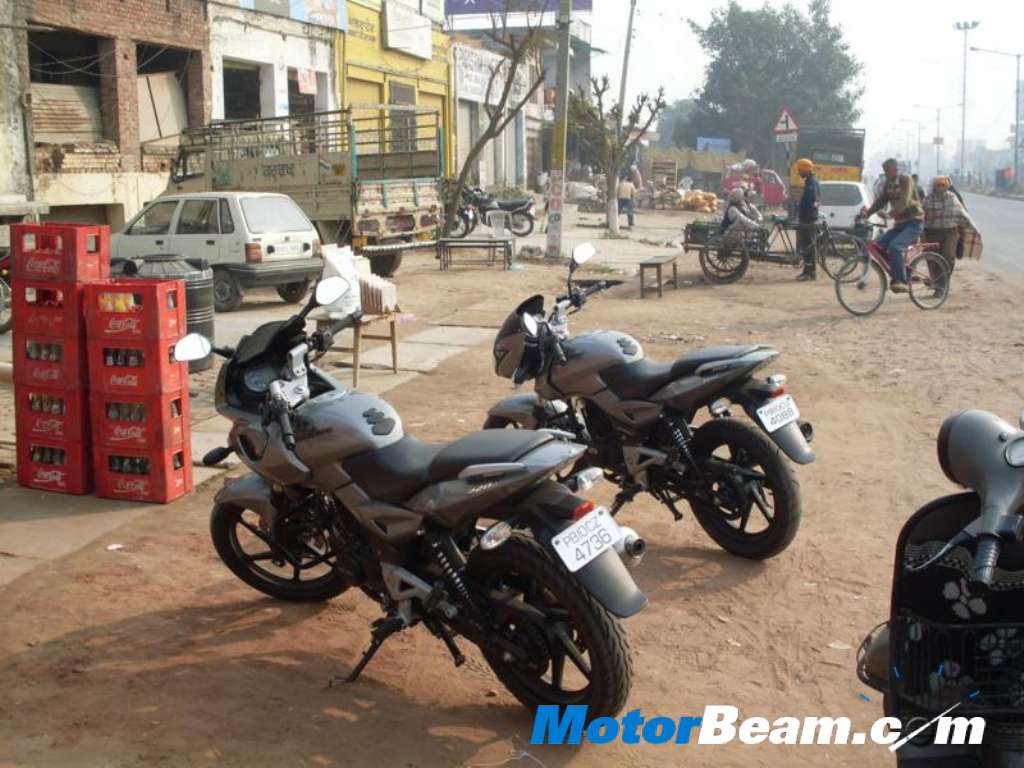 Grey_Bajaj_Pulsars_DTSi Grey_Bajaj_Pulsars_DTSi