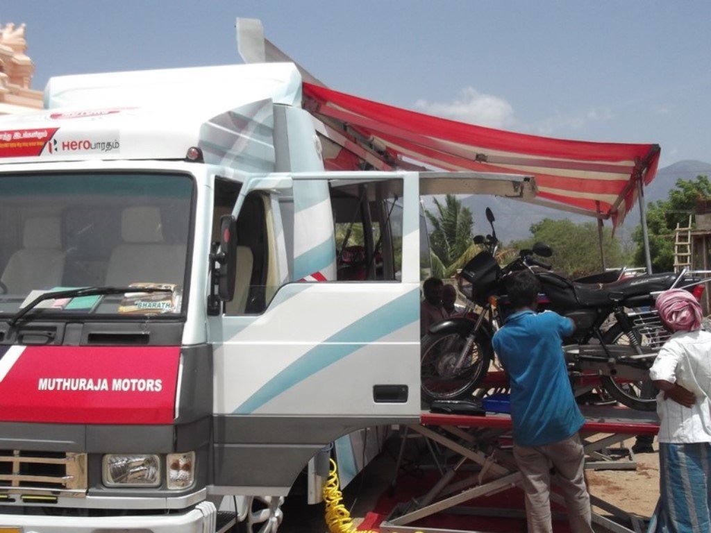 Hero Mobile Sales Service Van