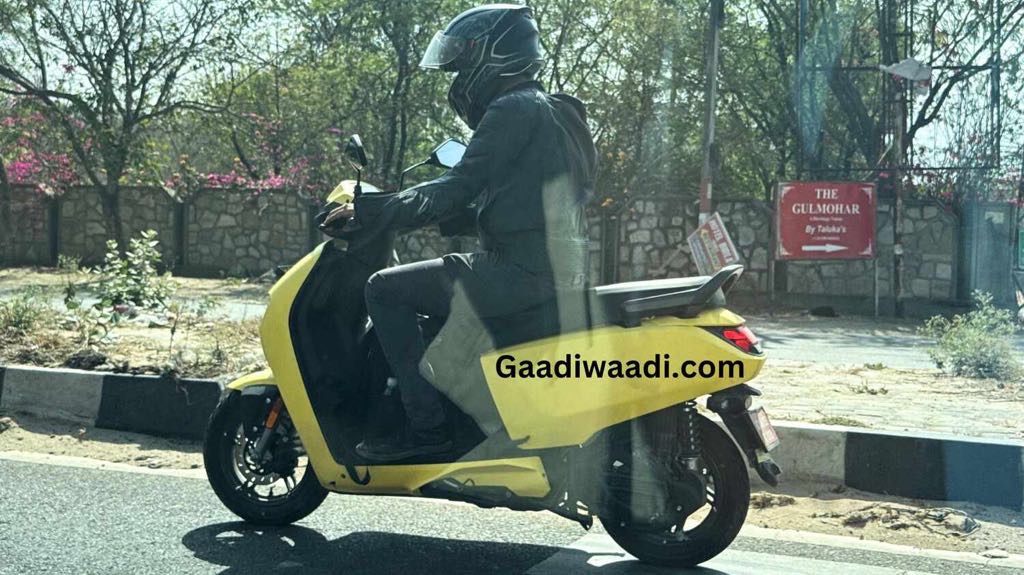 Hero Vida Spied Side