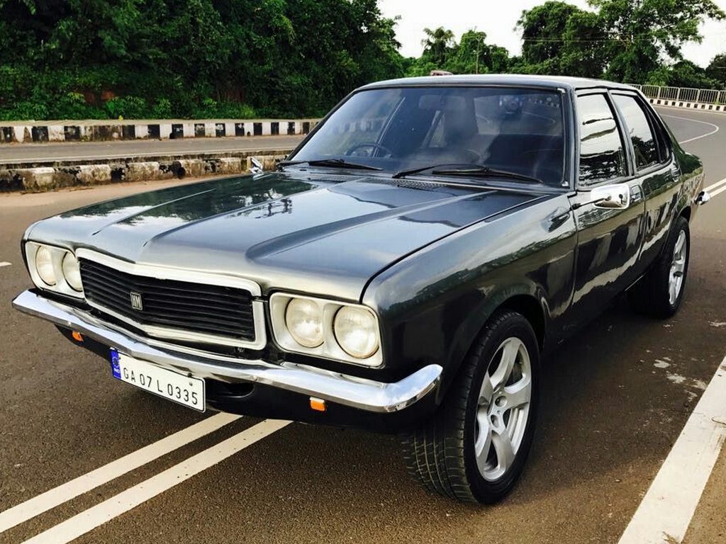 Hindustan Motors Contessa Front