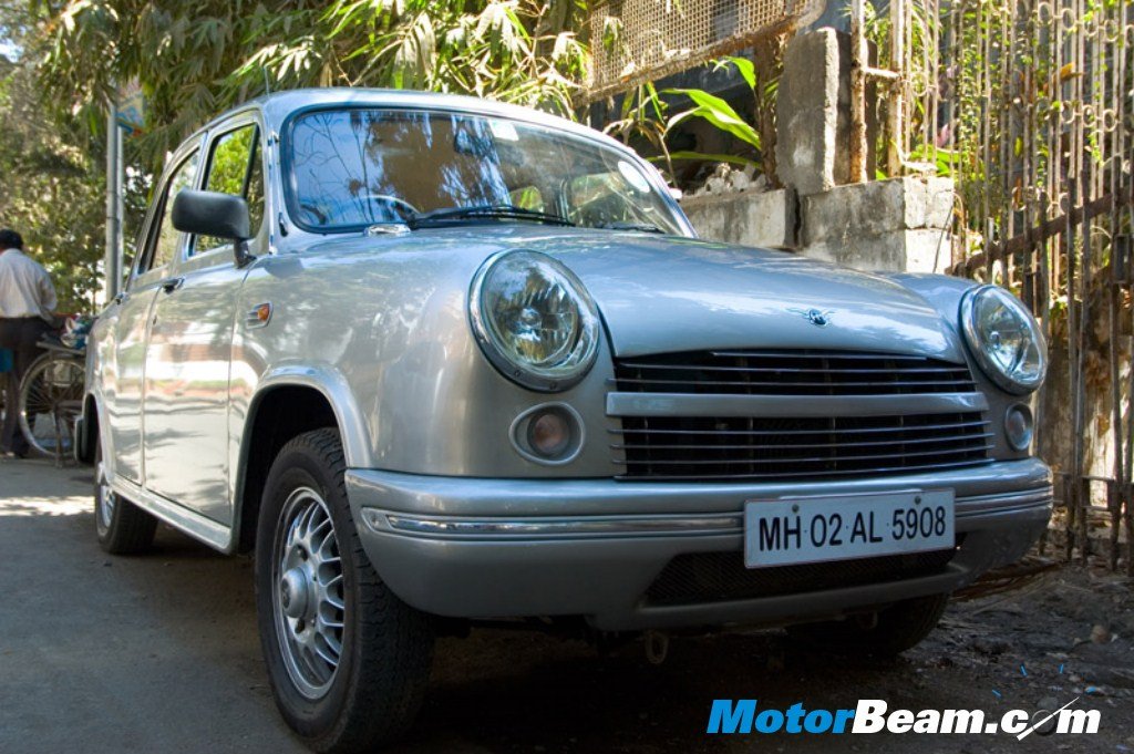 Hindustan_Motors_Ambassador_Avigo