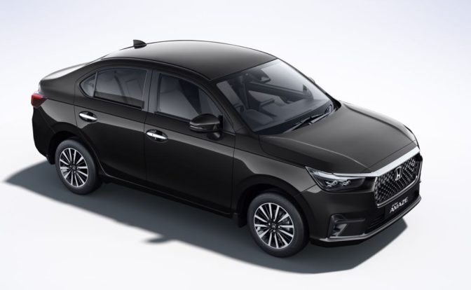Honda Amaze Crystal Black Pearl