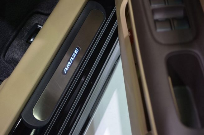 Honda Amaze Modulo door