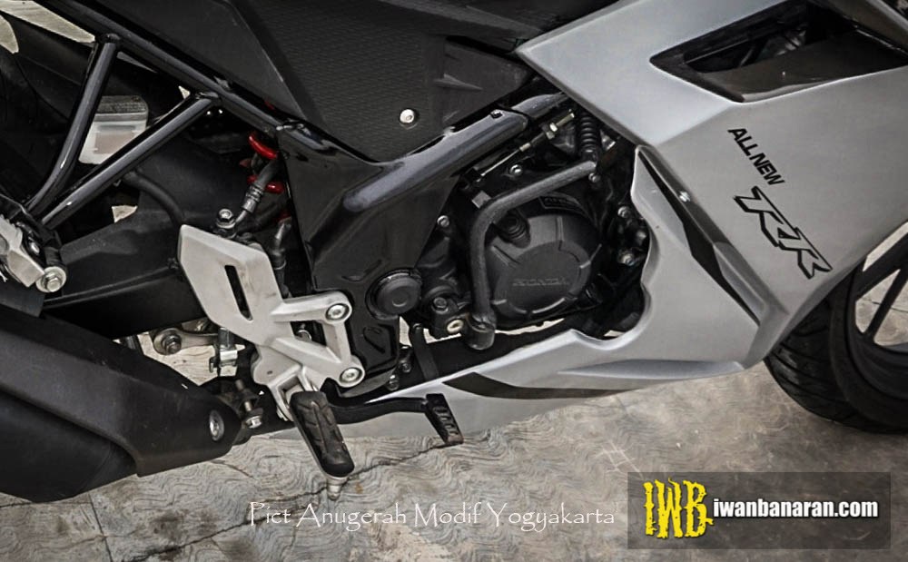 Honda CB150R Modified Engine