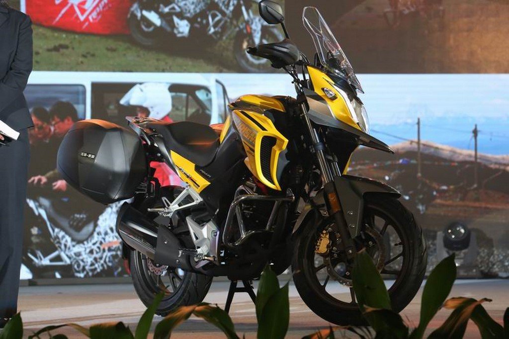 Honda CB190X Yellow