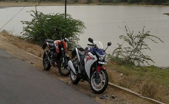 Honda CBR 250R And KTM Duke 200
