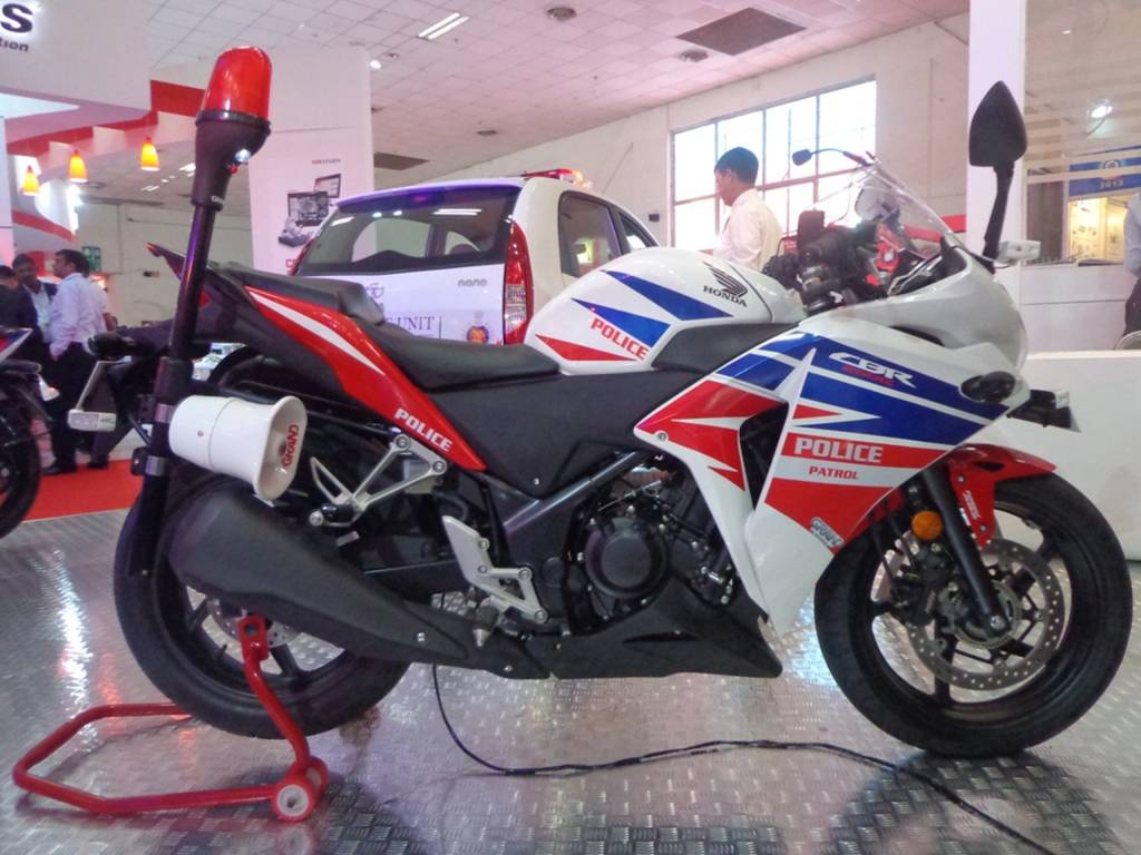 Honda CBR250R Police Edition