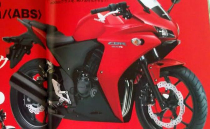 Honda CBR500 Sports Bike