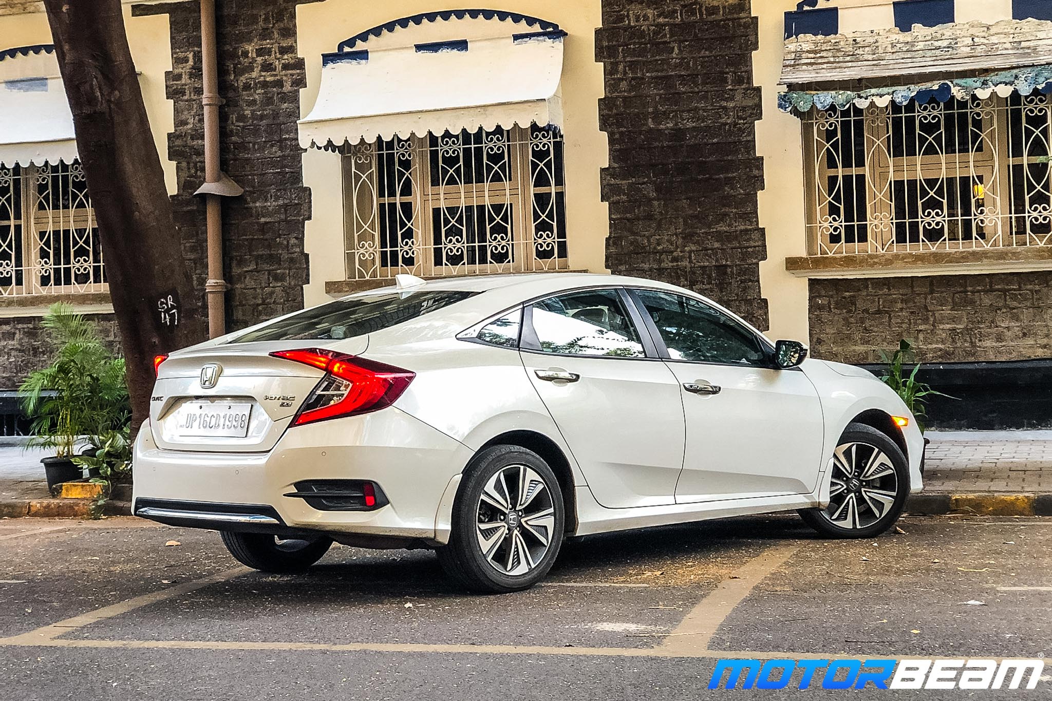 Honda-Civic-Long-Term-33
