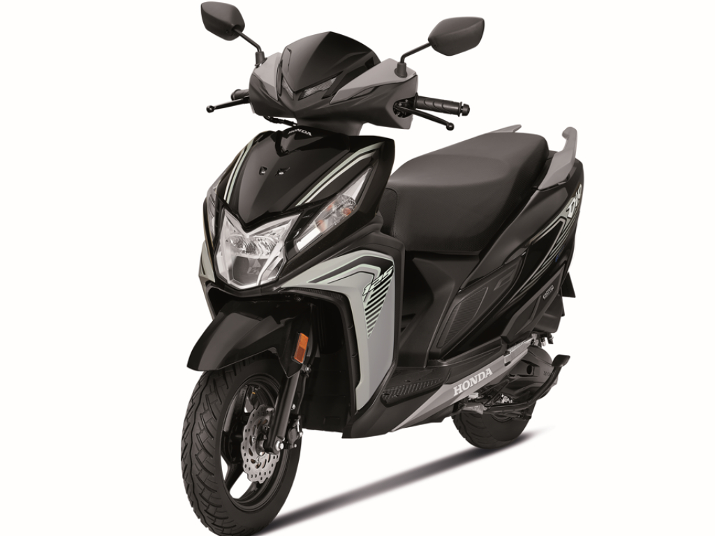 Honda Dio 125 front