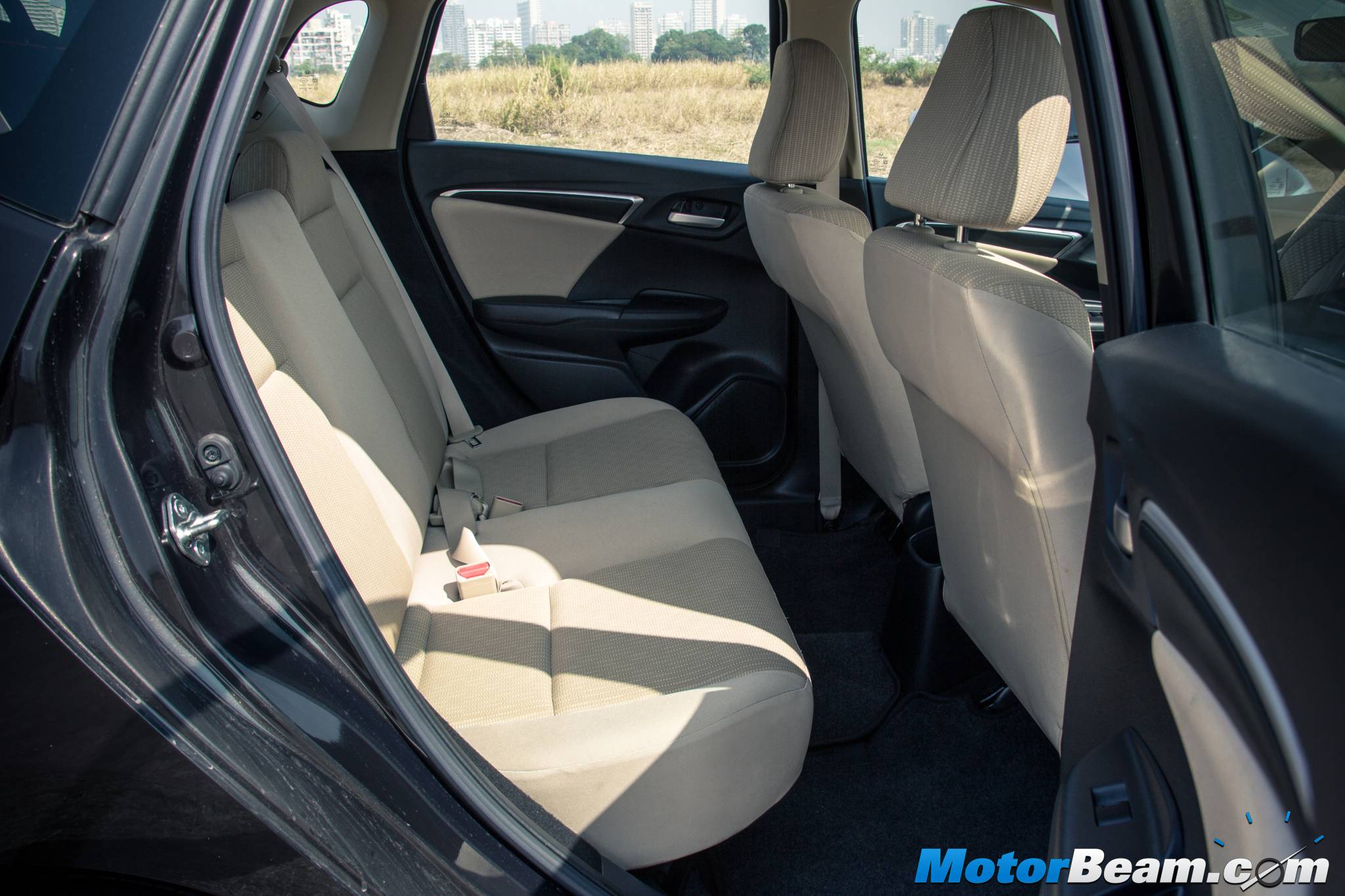 Honda Jazz vs Hyundai i20