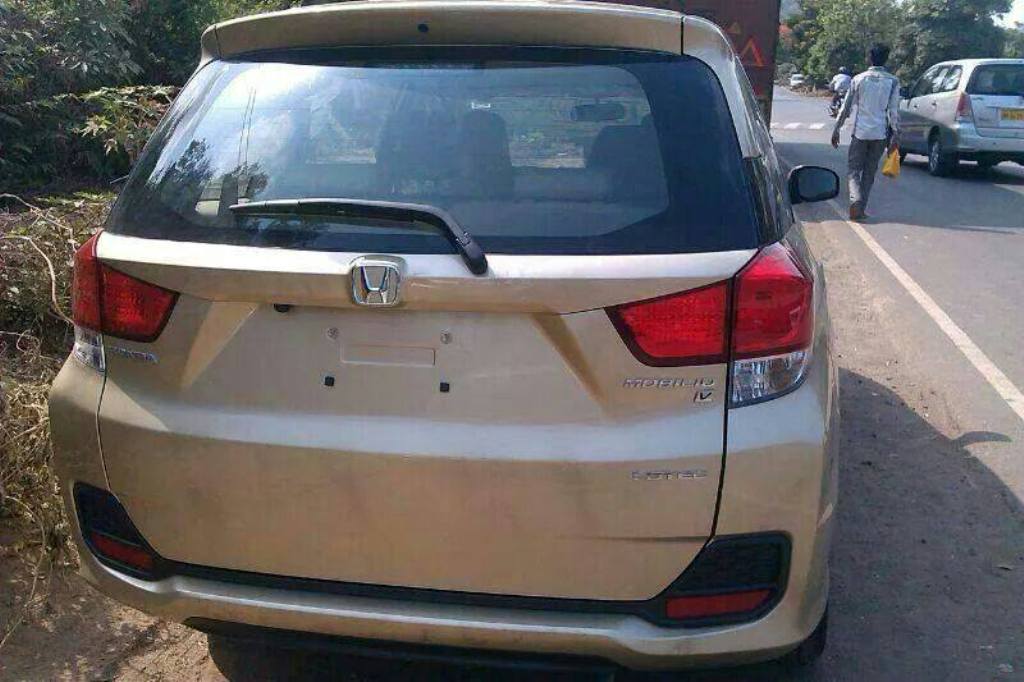 Honda Mobilio Diesel Spy Shot Rear