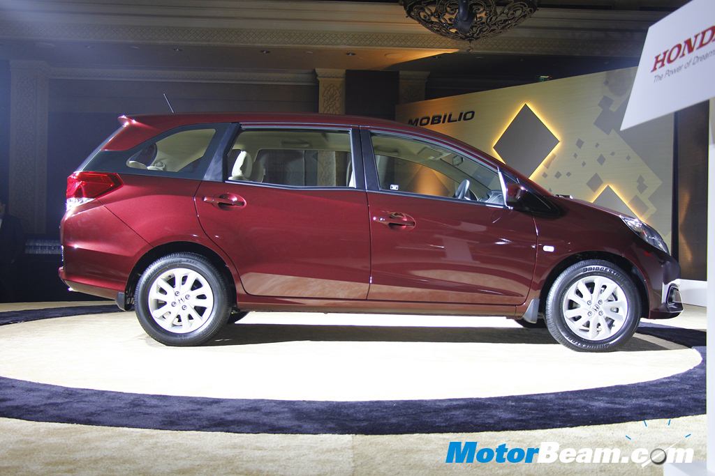 Honda Mobilio Side
