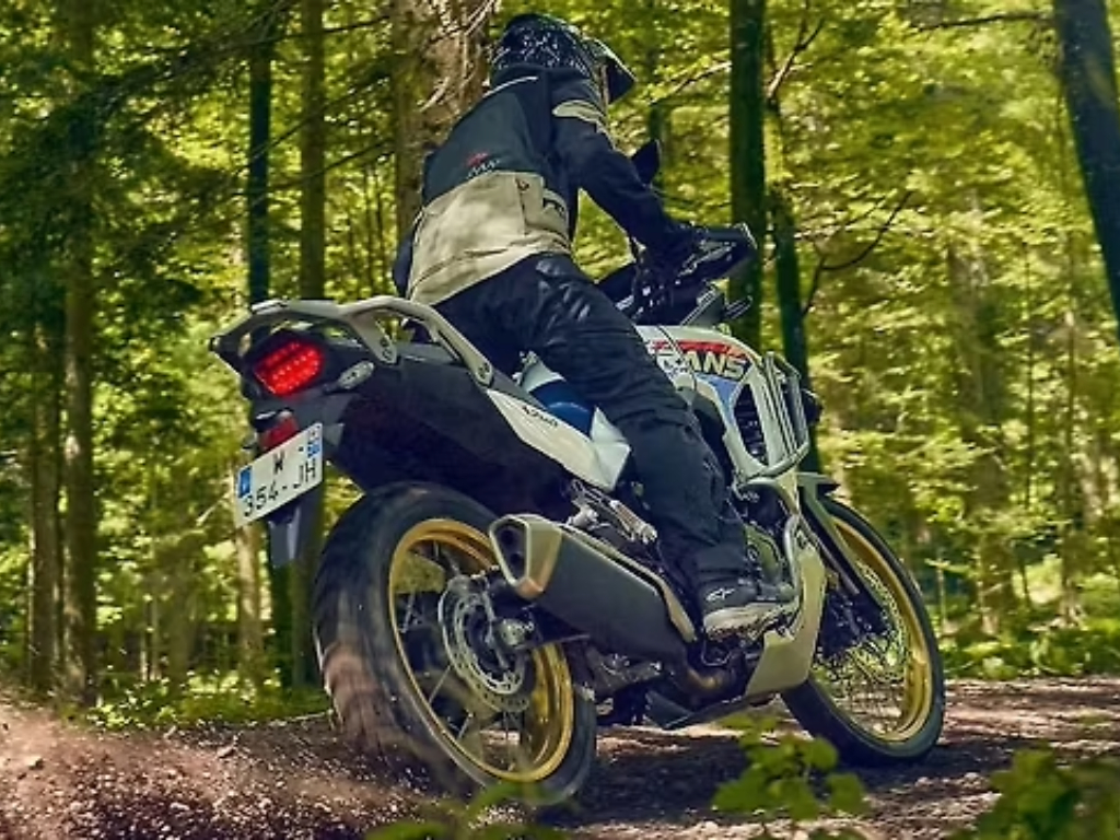 Honda Transalp XL750 rear