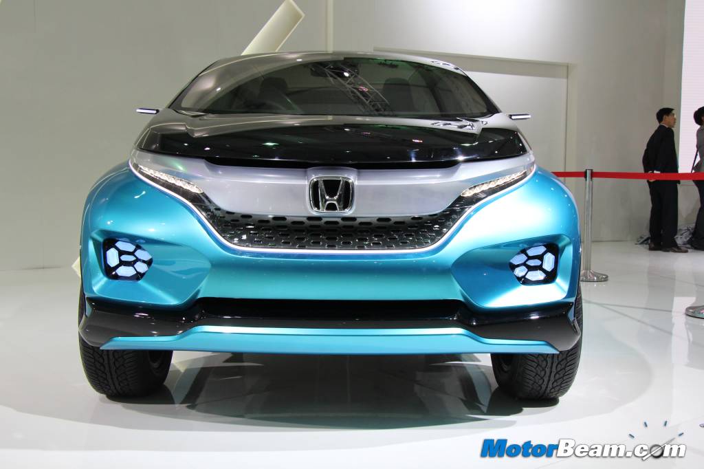 Honda-Vision-XS-1-2