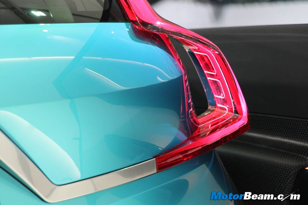 Honda-Vision-XS-1-8