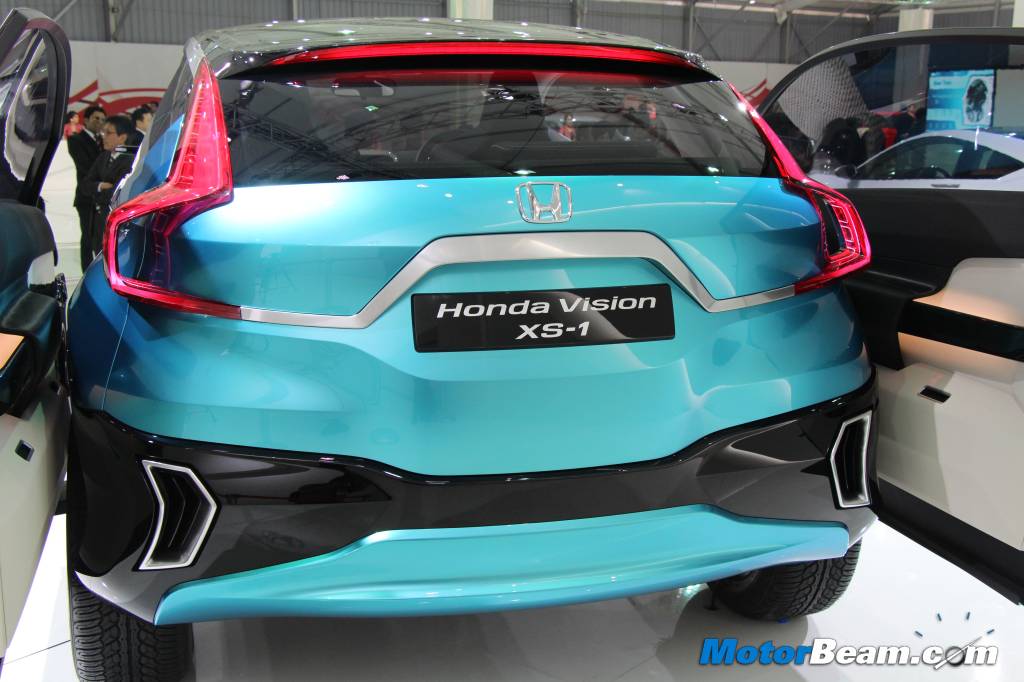 Honda-Vision-XS-1-9